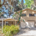 Homes for sale Central Florida: image of a single-family home for sale in Eustis Florida